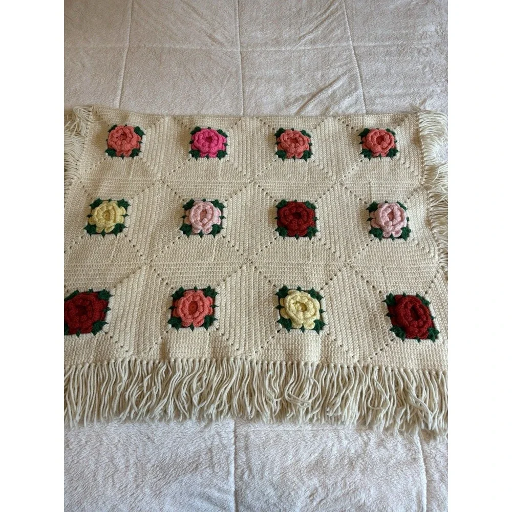 Vintage Hand Crocheted 3D Rose Granny Afghan Throw Blanket w/ Fringe 42